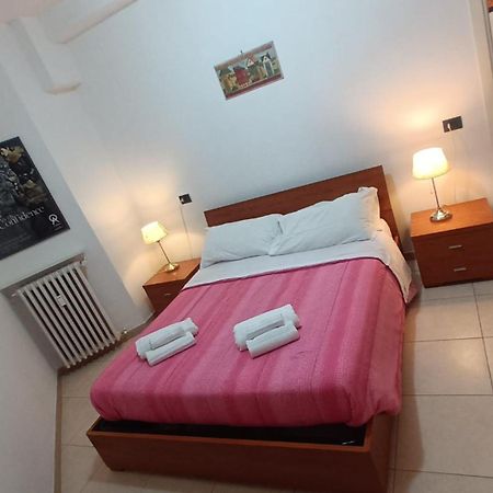 Olimpo Apartments St John In Lateran โรม ภายนอก รูปภาพ