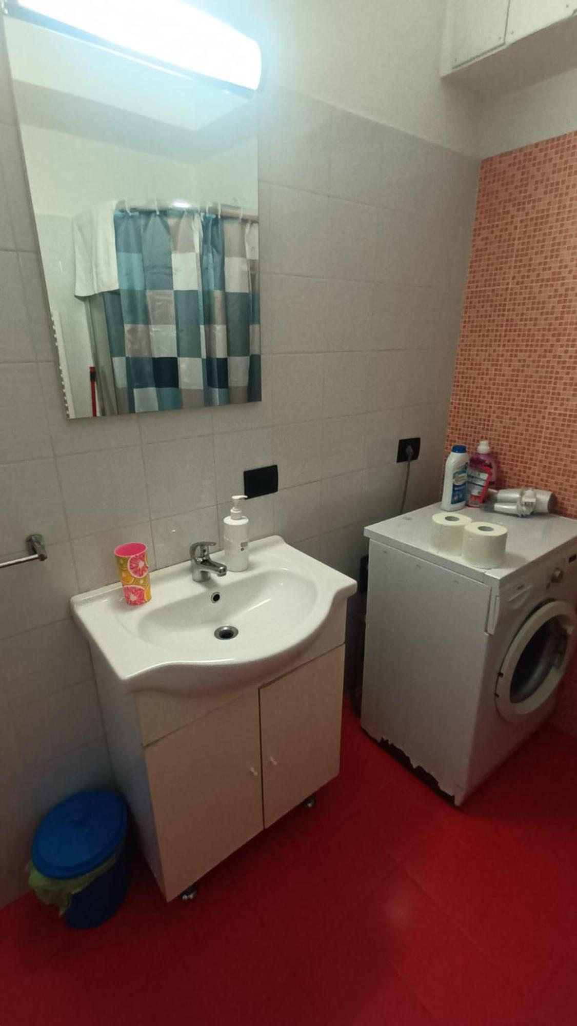 Olimpo Apartments St John In Lateran โรม ภายนอก รูปภาพ