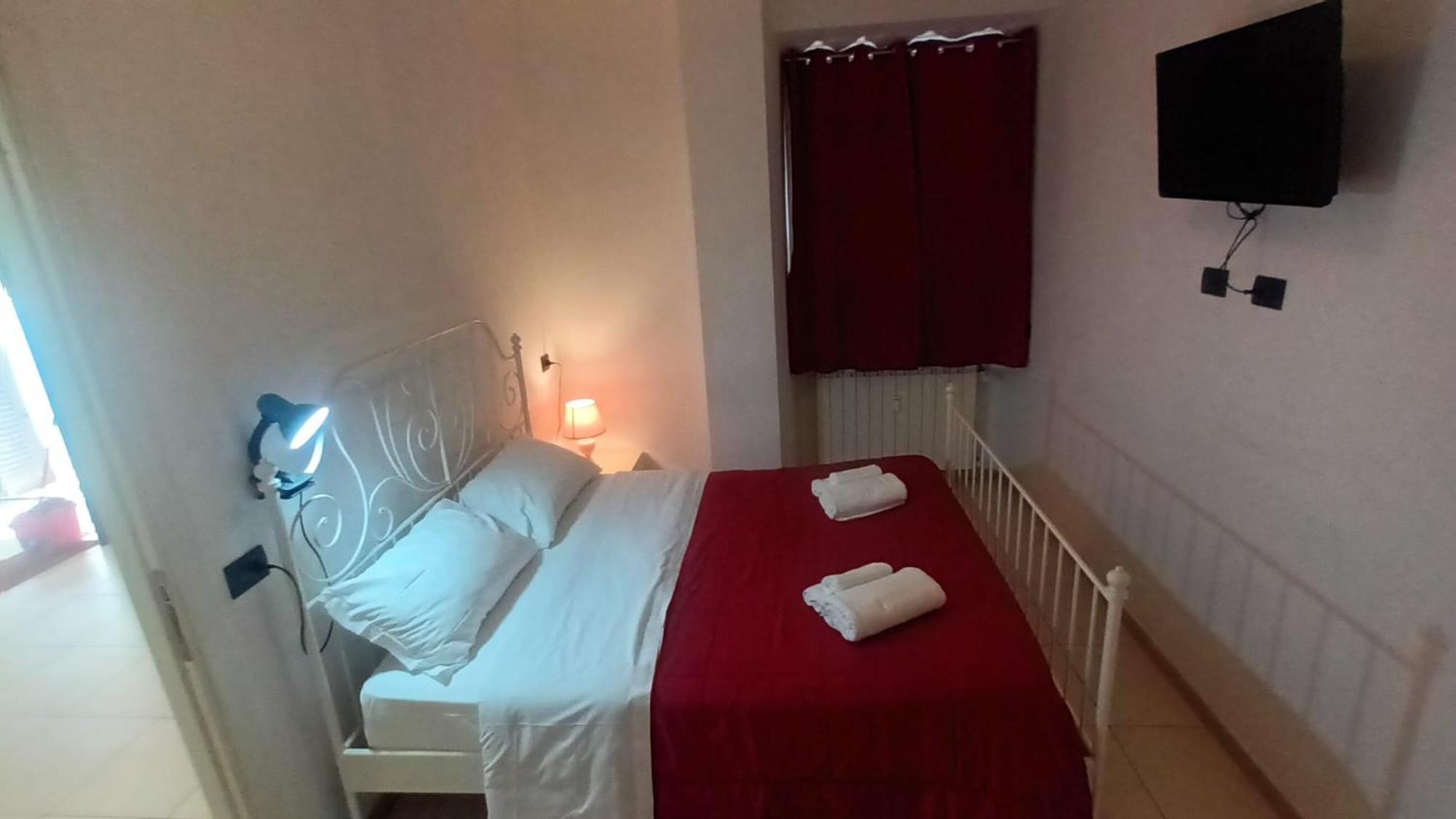 Olimpo Apartments St John In Lateran โรม ภายนอก รูปภาพ