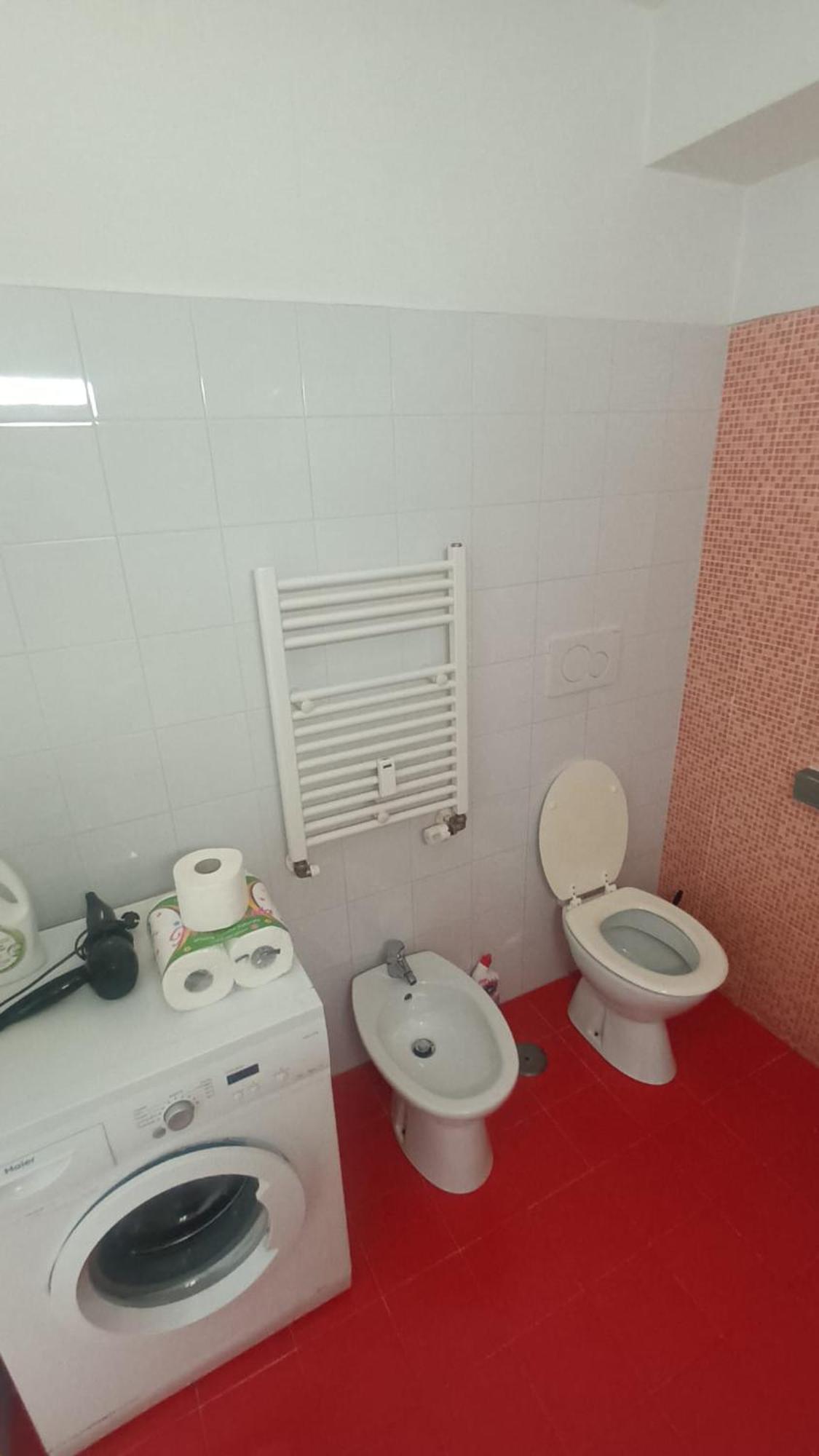 Olimpo Apartments St John In Lateran โรม ภายนอก รูปภาพ